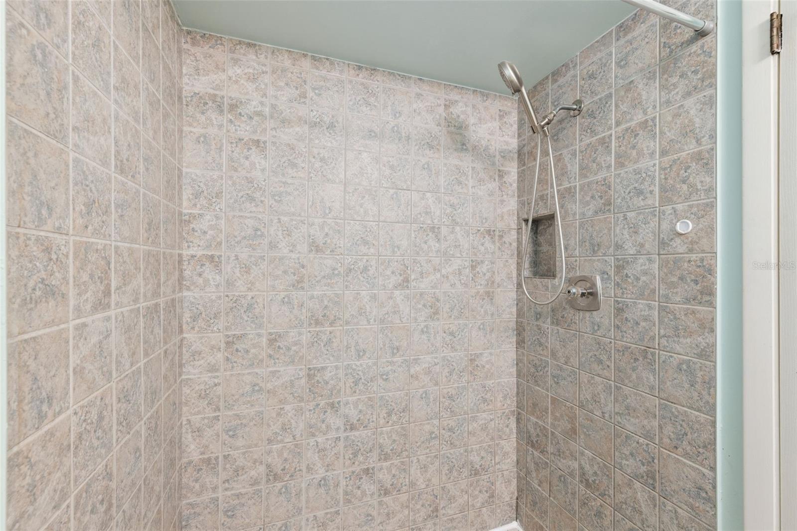 CITRUS COVE - Residential