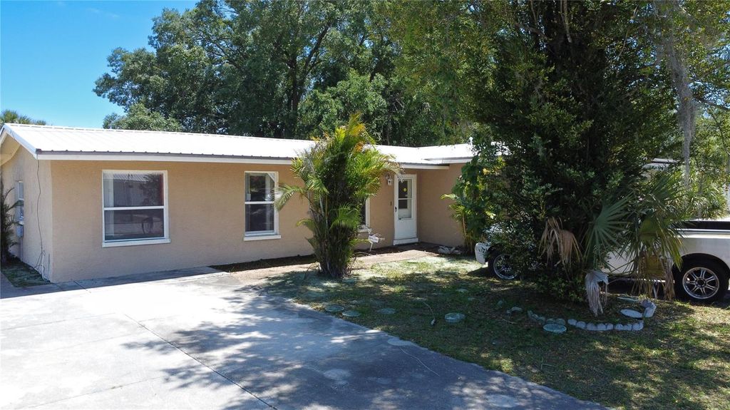 Photo of 308 N Mills Avenue, Arcadia, FL 34266 (MLS # C7525058)