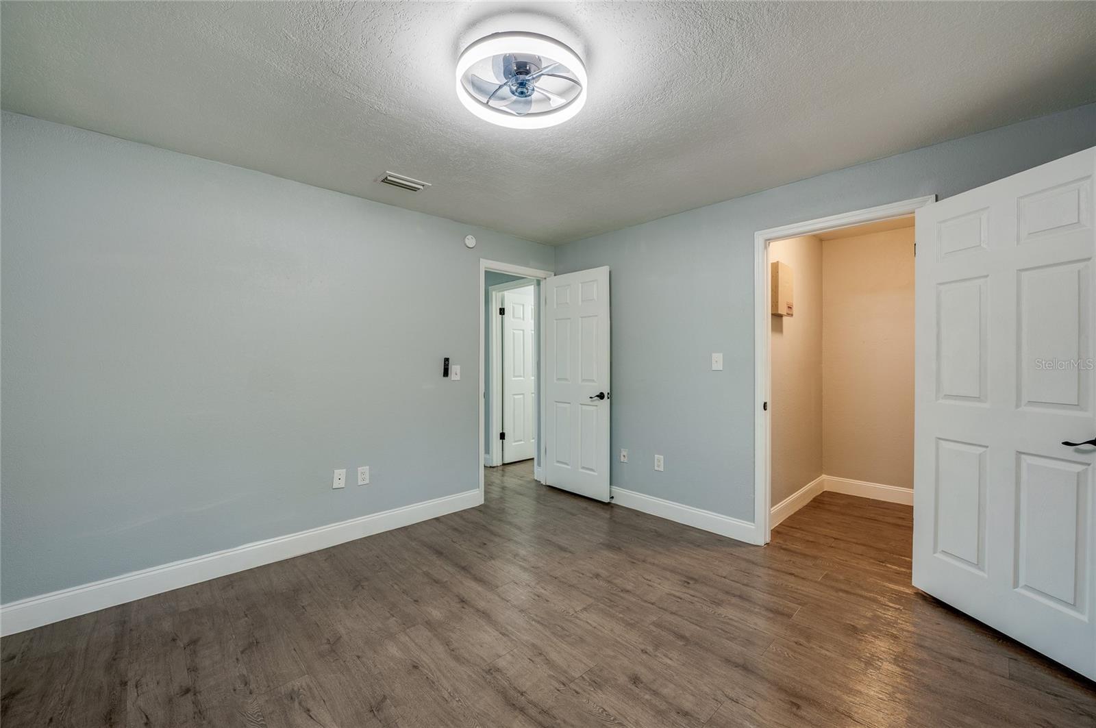 ROYAL PALM COURT CONDO - Residential