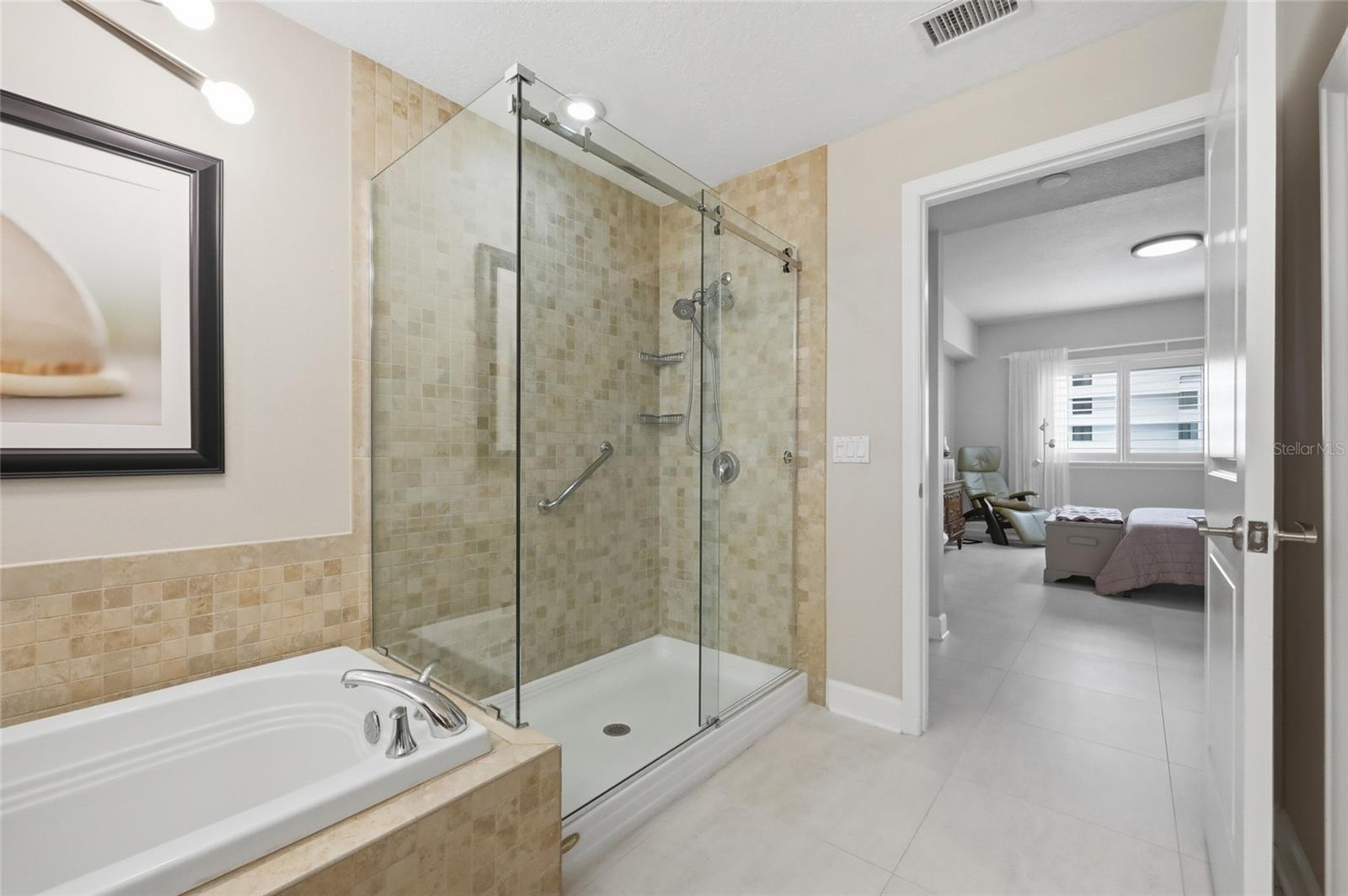 SANCTUARY DOWNTOWN CONDO - Residential