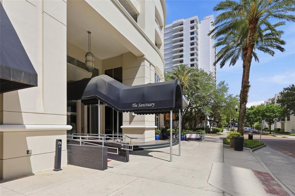 Photo of 100 S Eola Drive #605, Orlando, FL 32801 (MLS # O6399503)