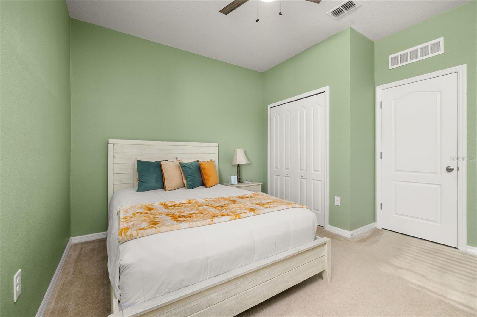 CHAMPIONS RESERVE - Residential