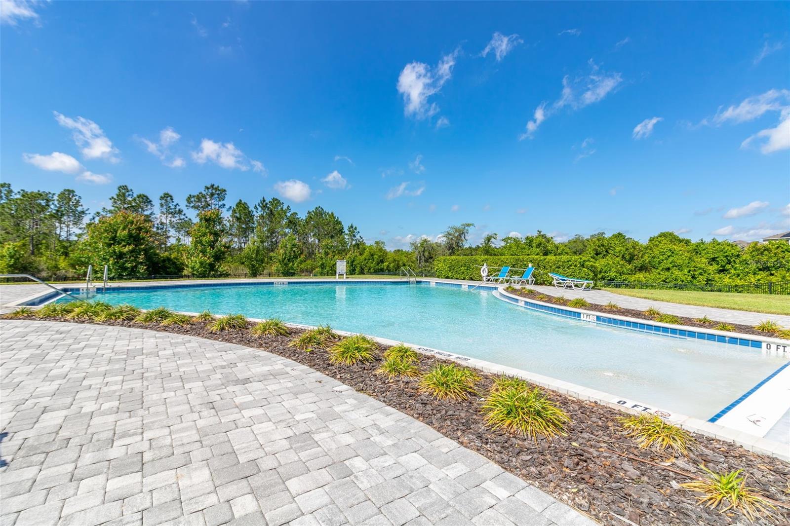 CHAMPIONS RESERVE - Residential