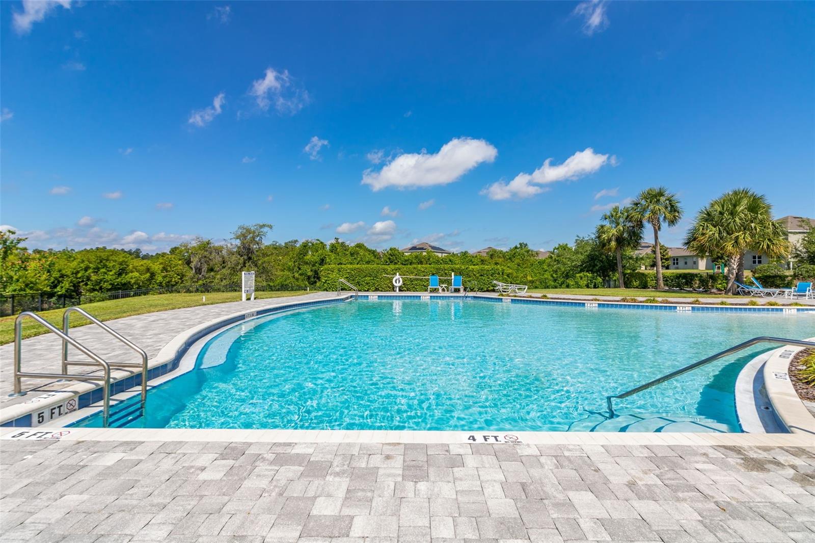 CHAMPIONS RESERVE - Residential