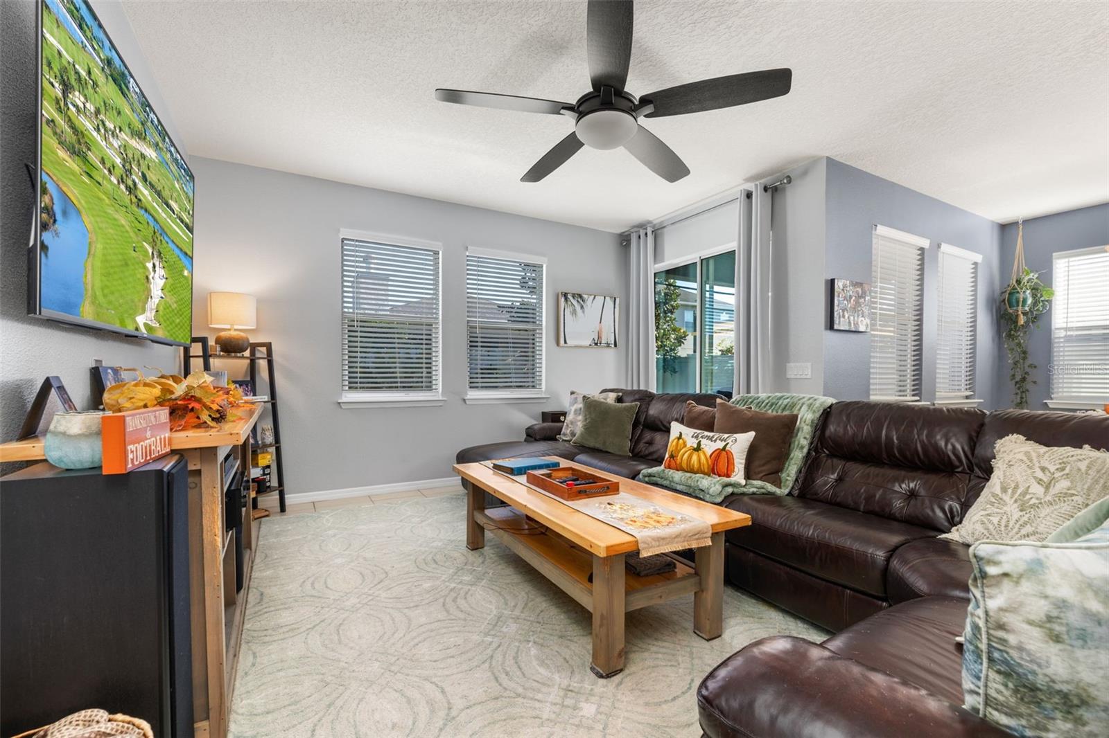 CHAMPIONS RESERVE - Residential