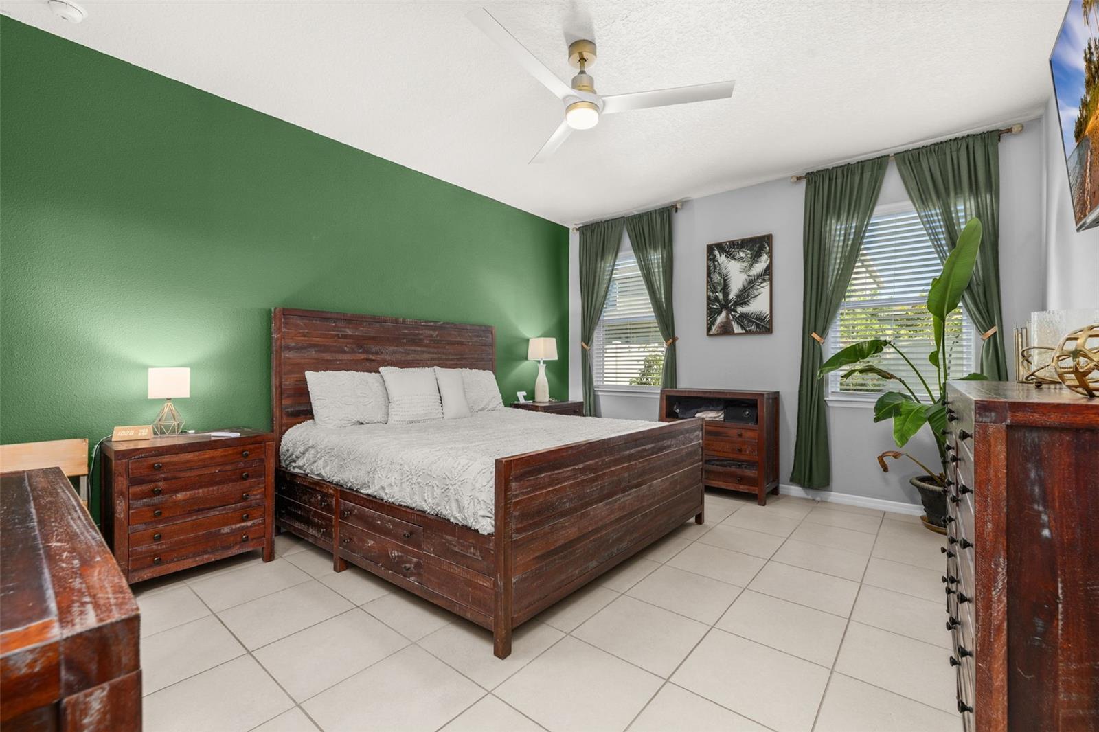 CHAMPIONS RESERVE - Residential