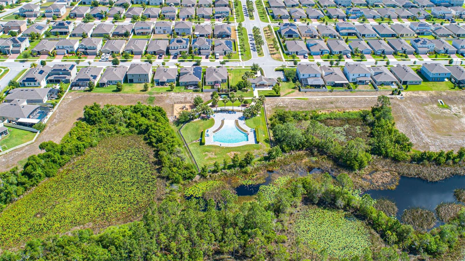 CHAMPIONS RESERVE - Residential