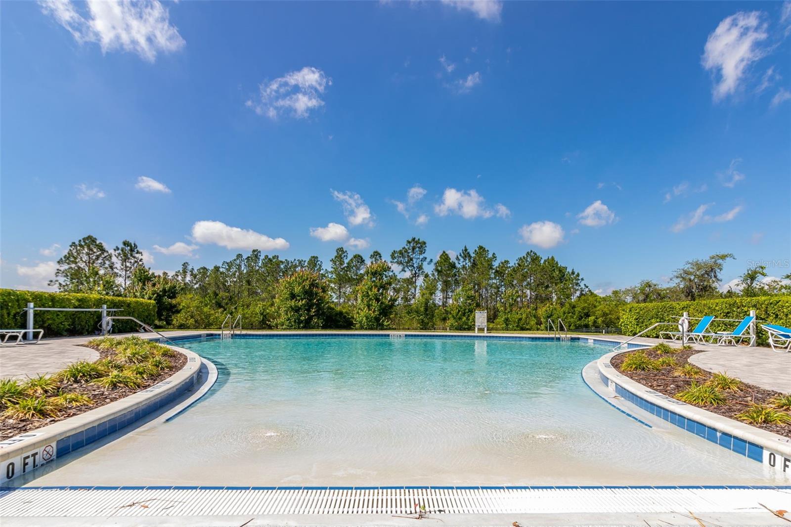 CHAMPIONS RESERVE - Residential