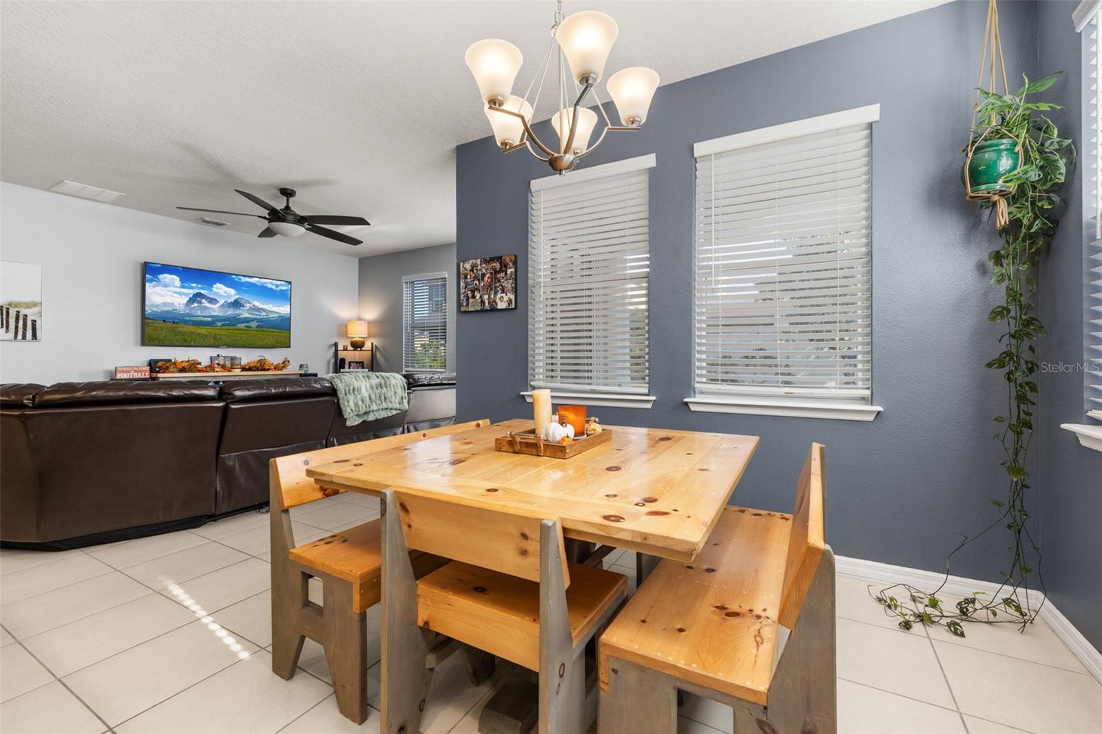 CHAMPIONS RESERVE - Residential