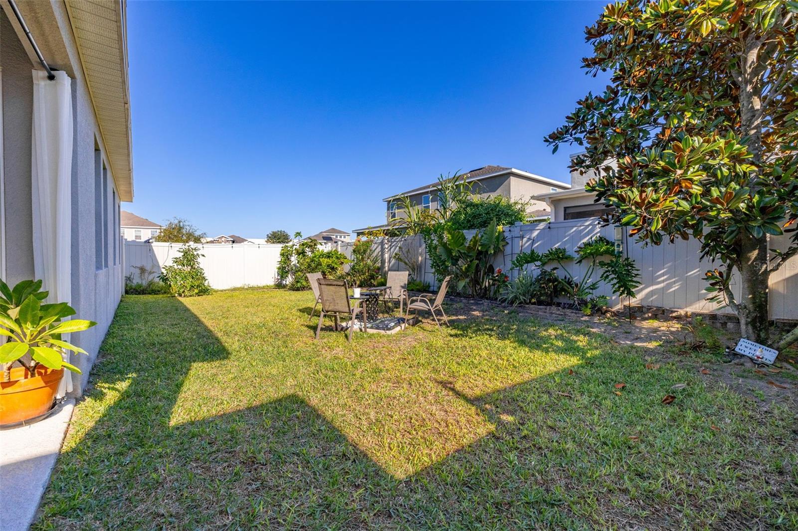 CHAMPIONS RESERVE - Residential