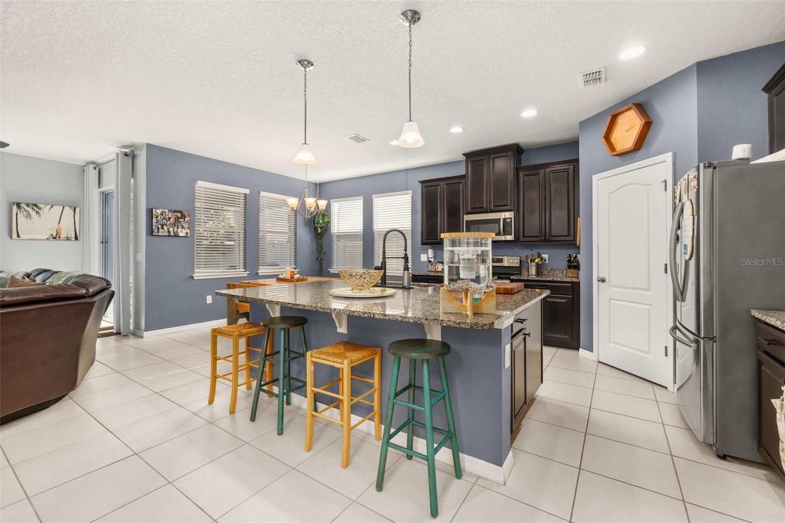 CHAMPIONS RESERVE - Residential