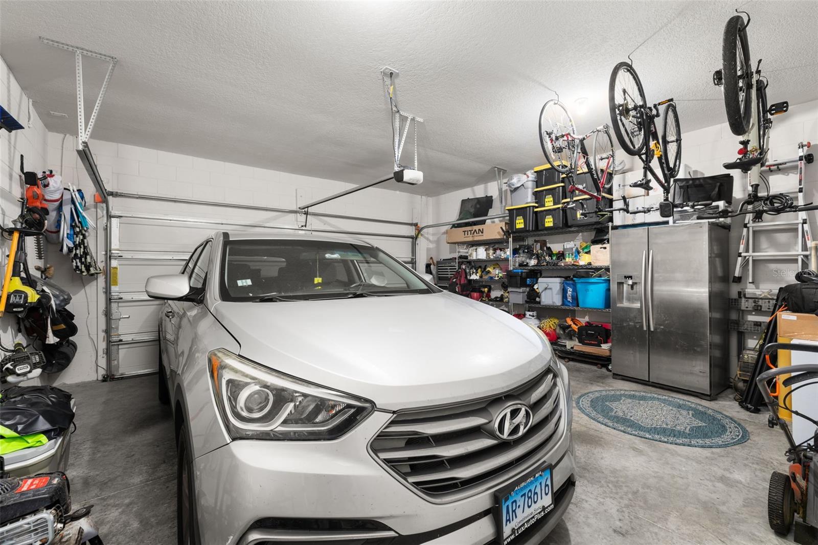 CHAMPIONS RESERVE - Residential