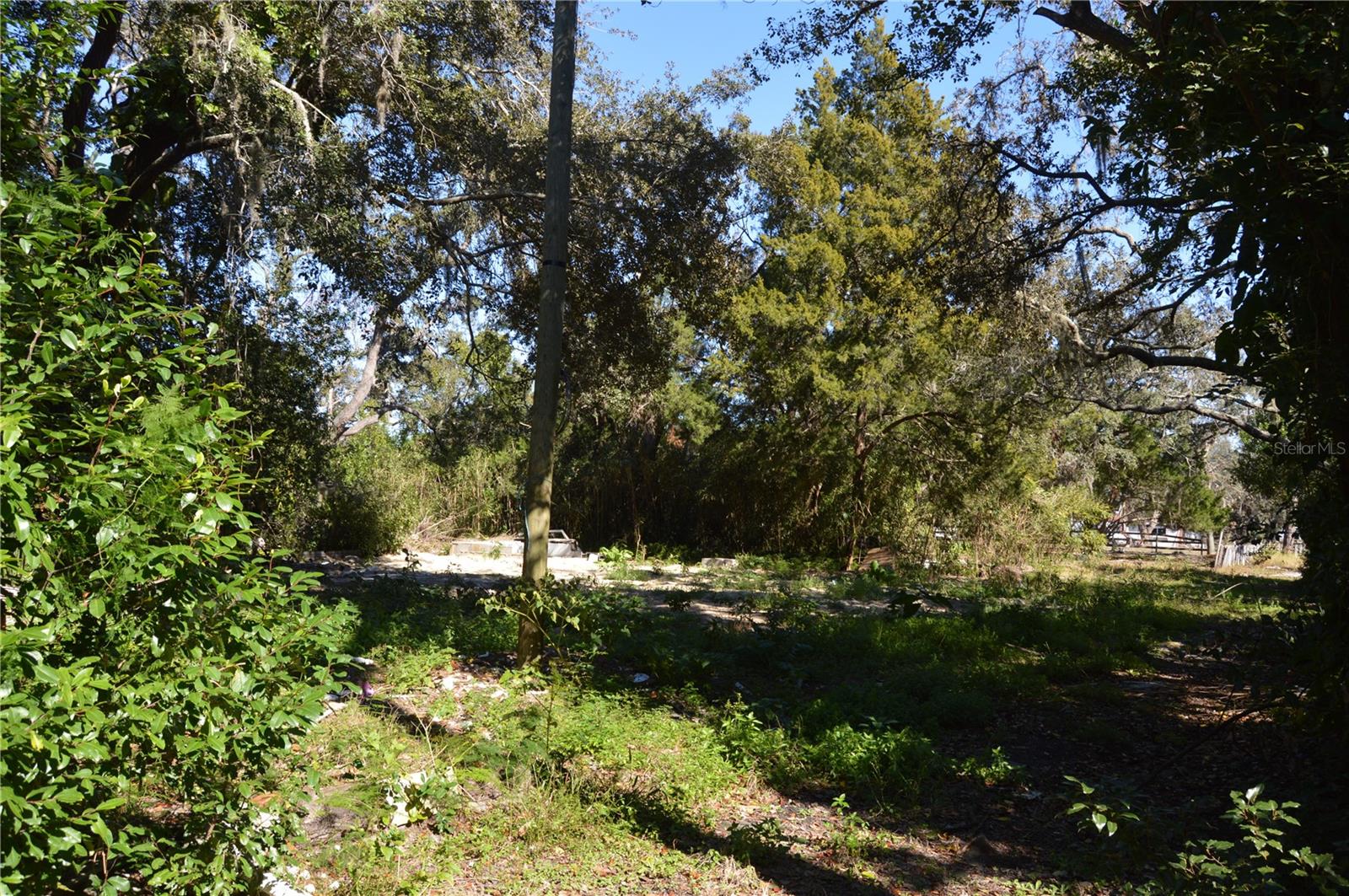 HIGHLANDS UNREC - Land