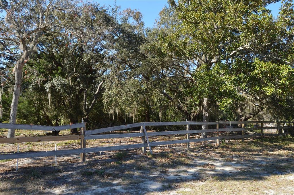 Photo of 18117 Branch Road, Hudson, FL 34667 (MLS # W7882500)