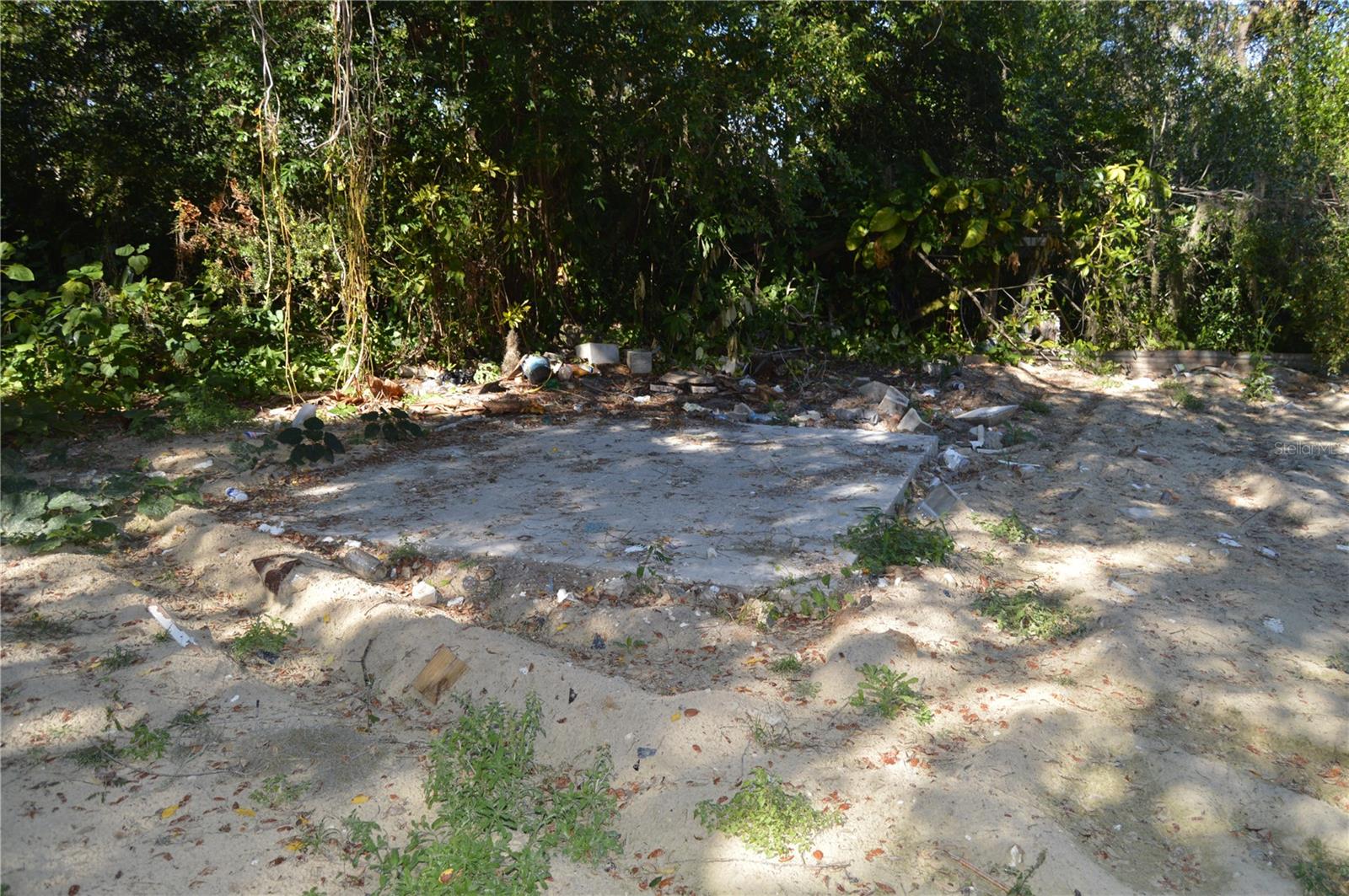 HIGHLANDS UNREC - Land