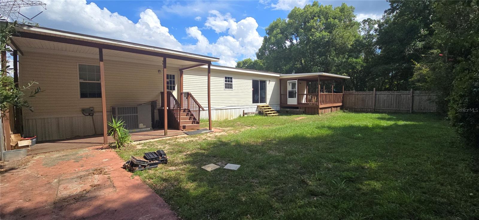 ROLLING HILLS ADD CRYSTAL RIVER UNIT 01 UNREC - Residential