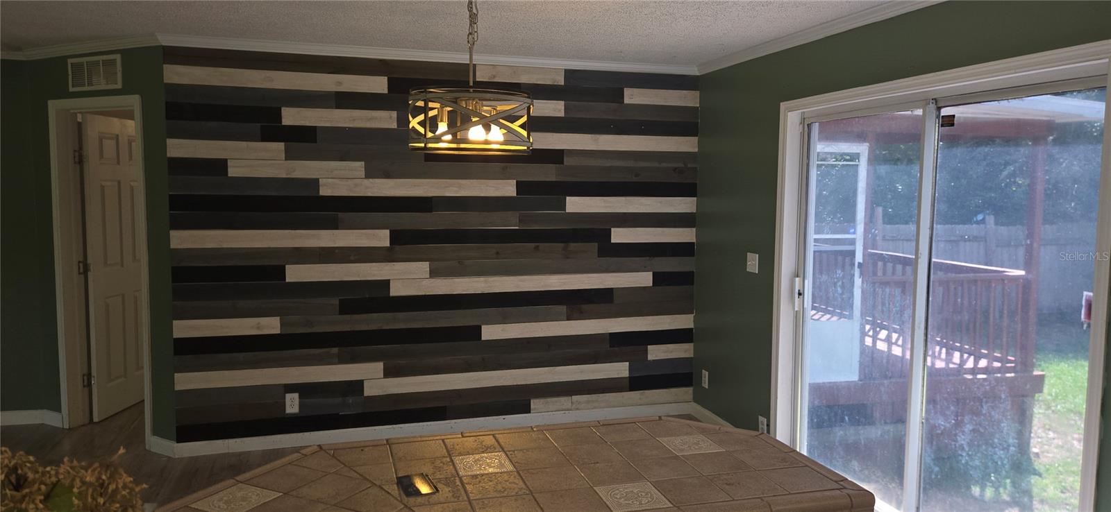 ROLLING HILLS ADD CRYSTAL RIVER UNIT 01 UNREC - Residential