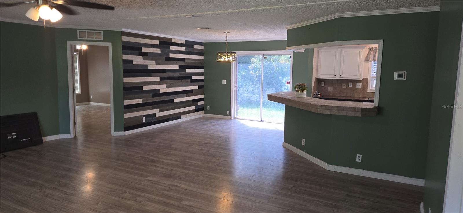 ROLLING HILLS ADD CRYSTAL RIVER UNIT 01 UNREC - Residential