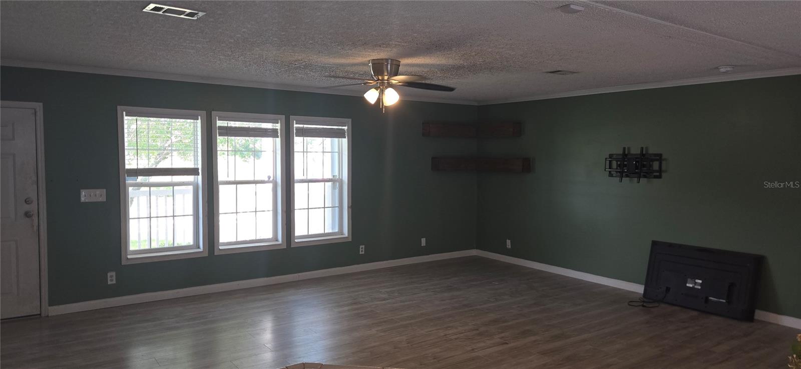 ROLLING HILLS ADD CRYSTAL RIVER UNIT 01 UNREC - Residential