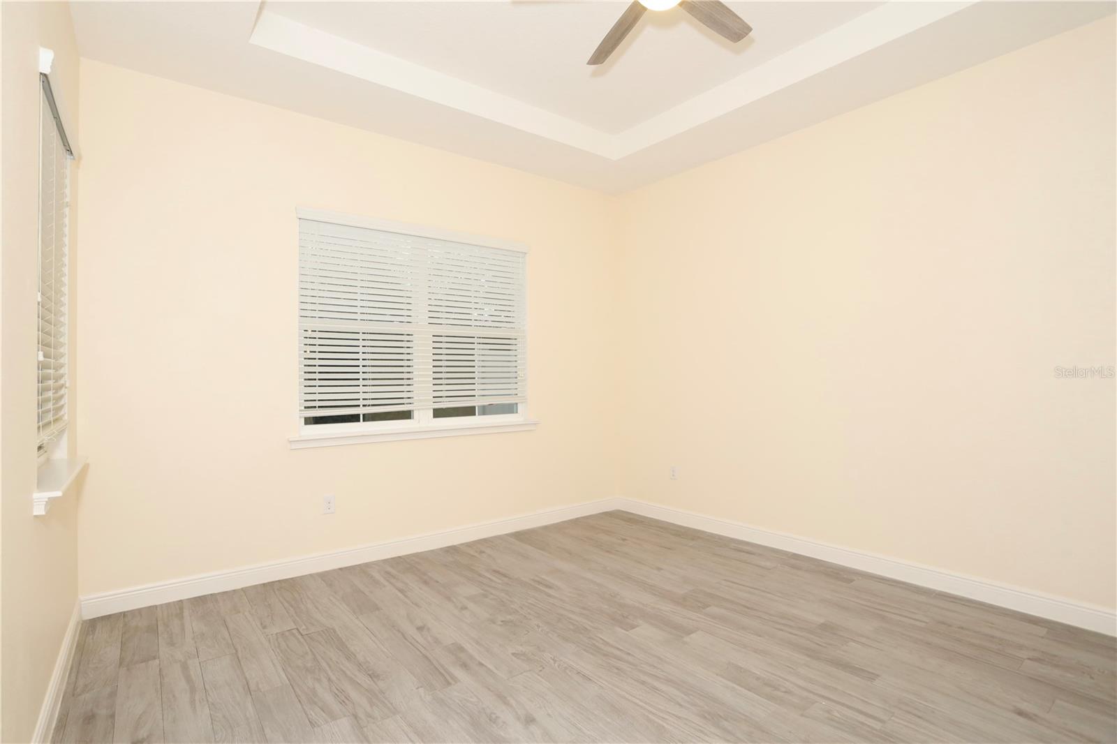 NORTHWEST LAKESIDE GROVES PH 1 - Residential