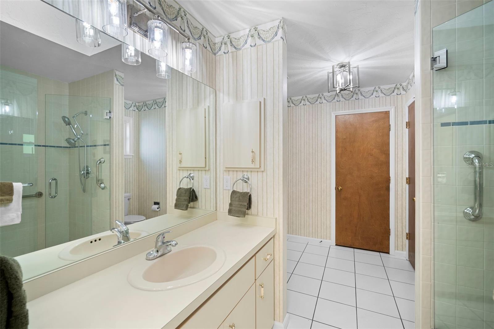 ARBOR OAKS PH 2 - Residential