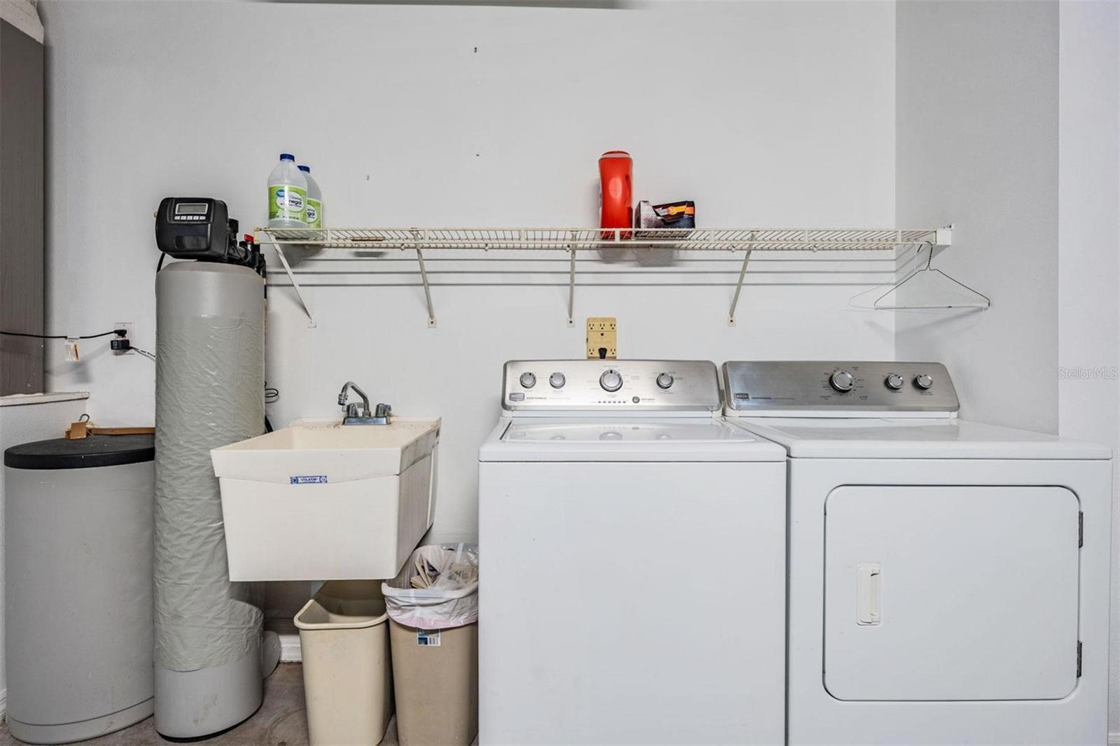 SUN CITY CENTER UNIT 162 PH - Residential