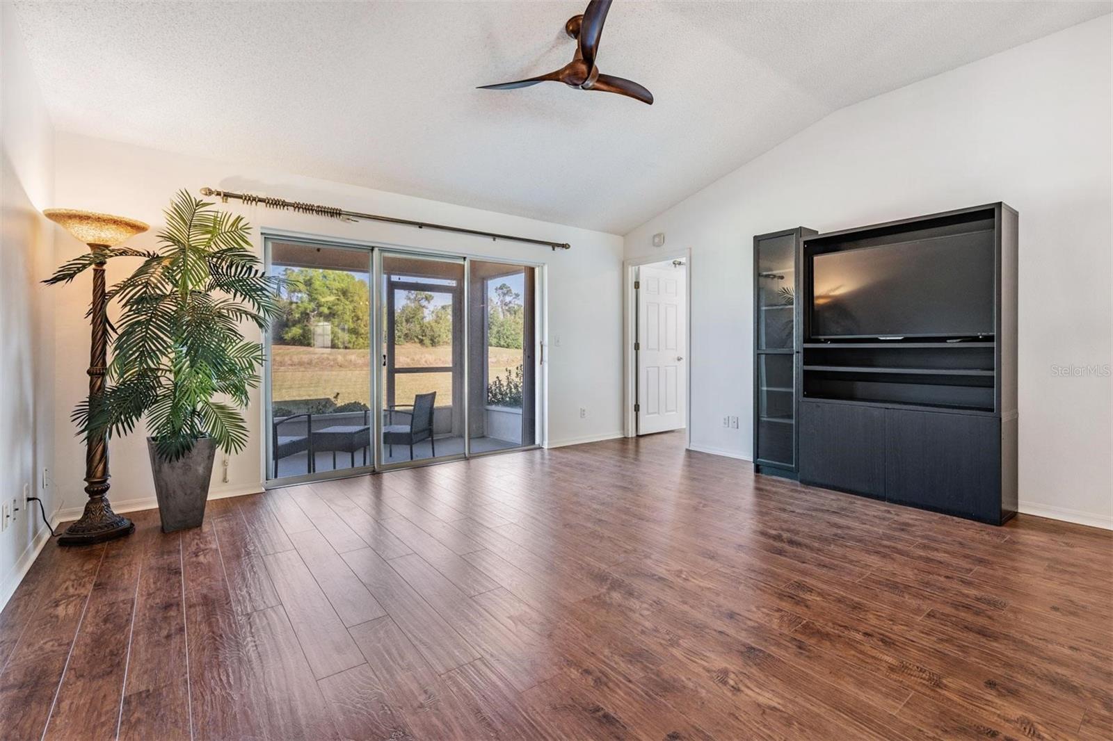 SUN CITY CENTER UNIT 162 PH - Residential