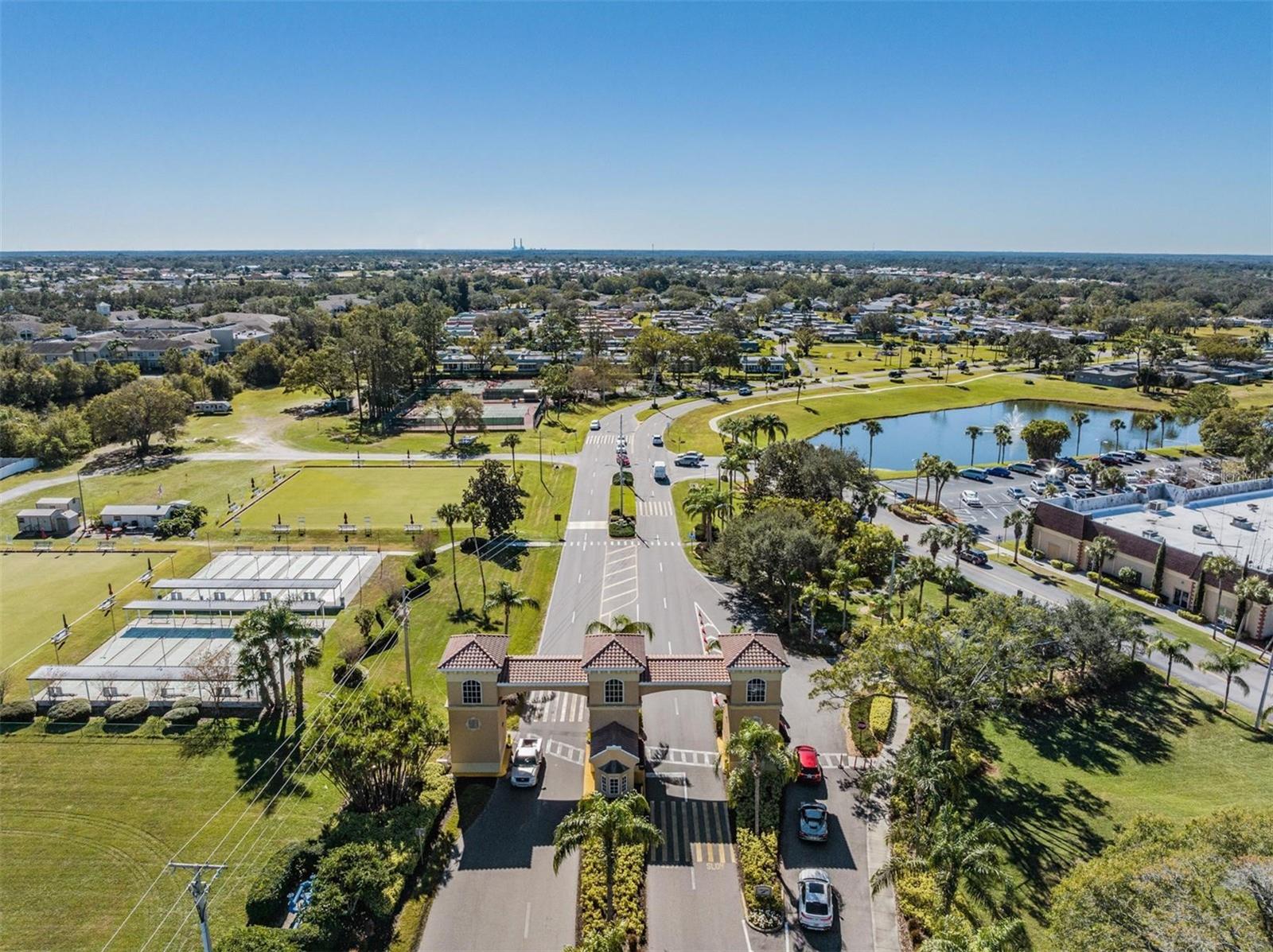 SUN CITY CENTER UNIT 162 PH - Residential