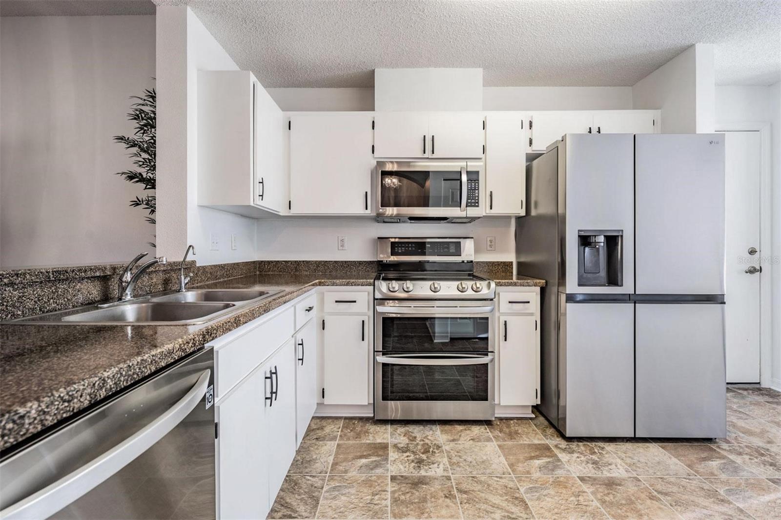 SUN CITY CENTER UNIT 162 PH - Residential