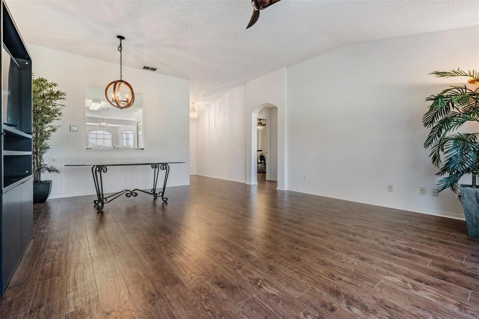 SUN CITY CENTER UNIT 162 PH - Residential