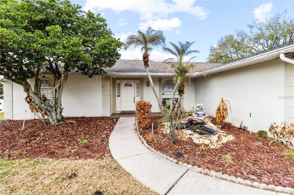 Photo of 701 Spicewood Drive, Lakeland, FL 33801 (MLS # L4958672)