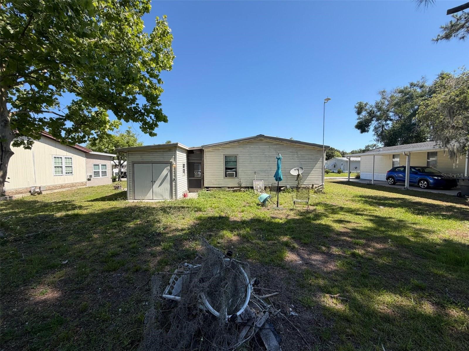 VILLAGE UNIT 03 LAKELAND - Residential