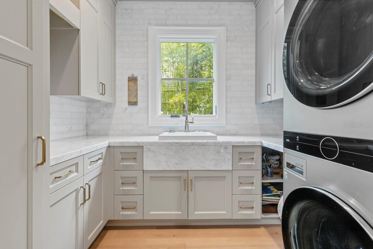 GOLDEN OAK PH 3 - Residential