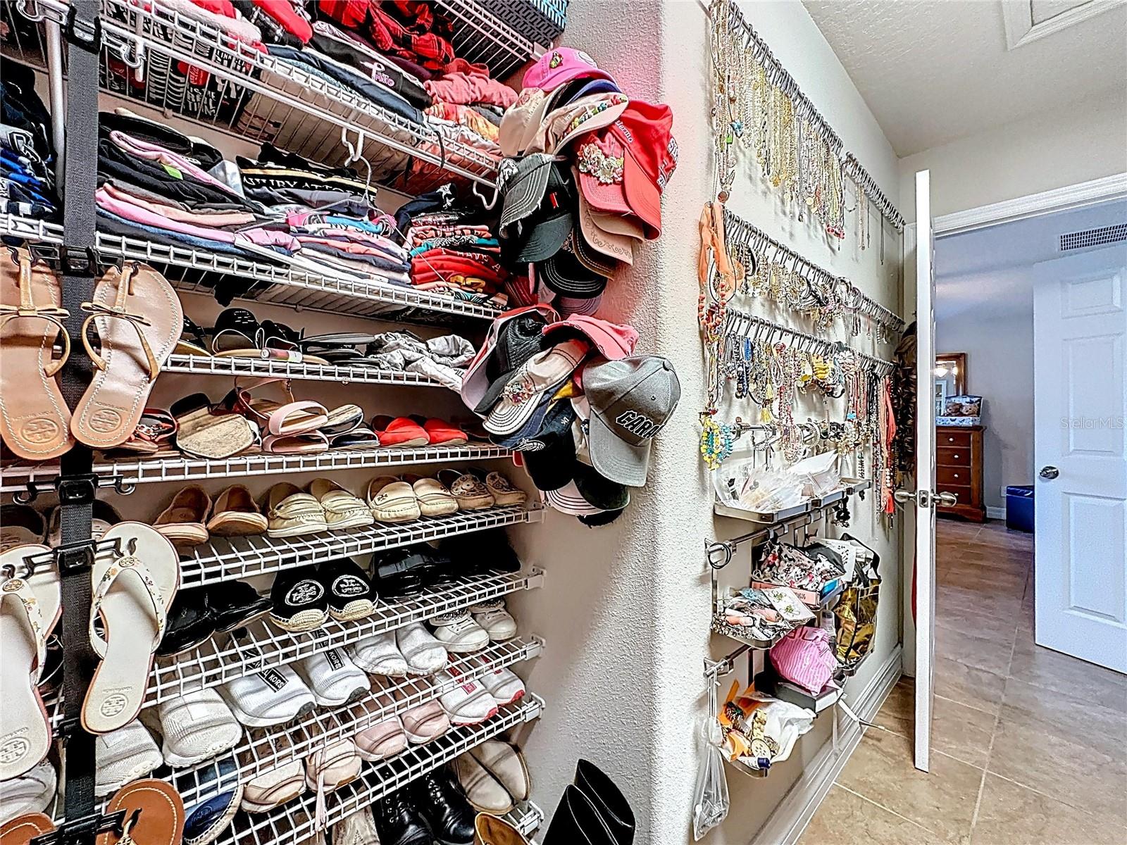 SERA BELLA - Residential