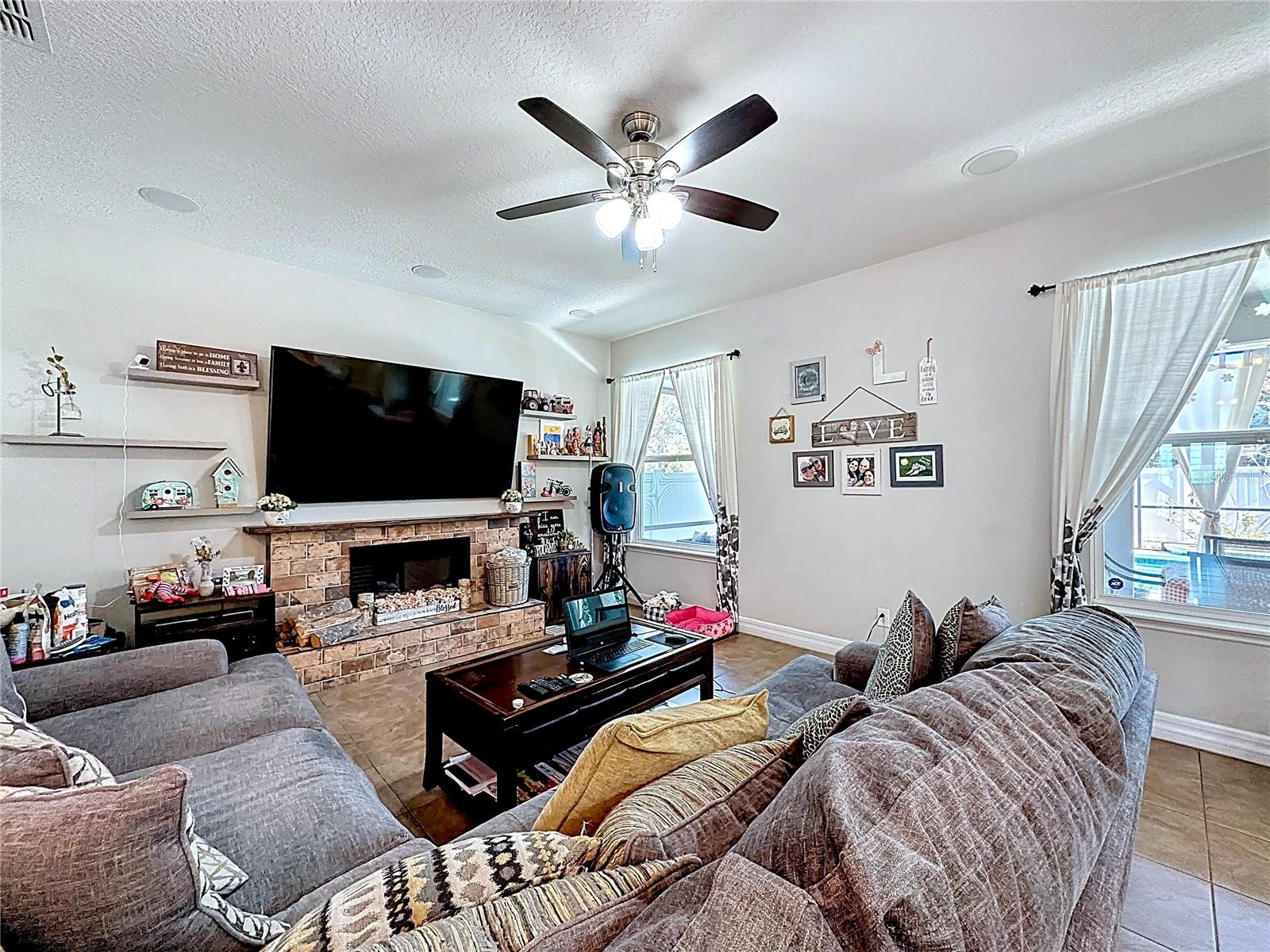 SERA BELLA - Residential