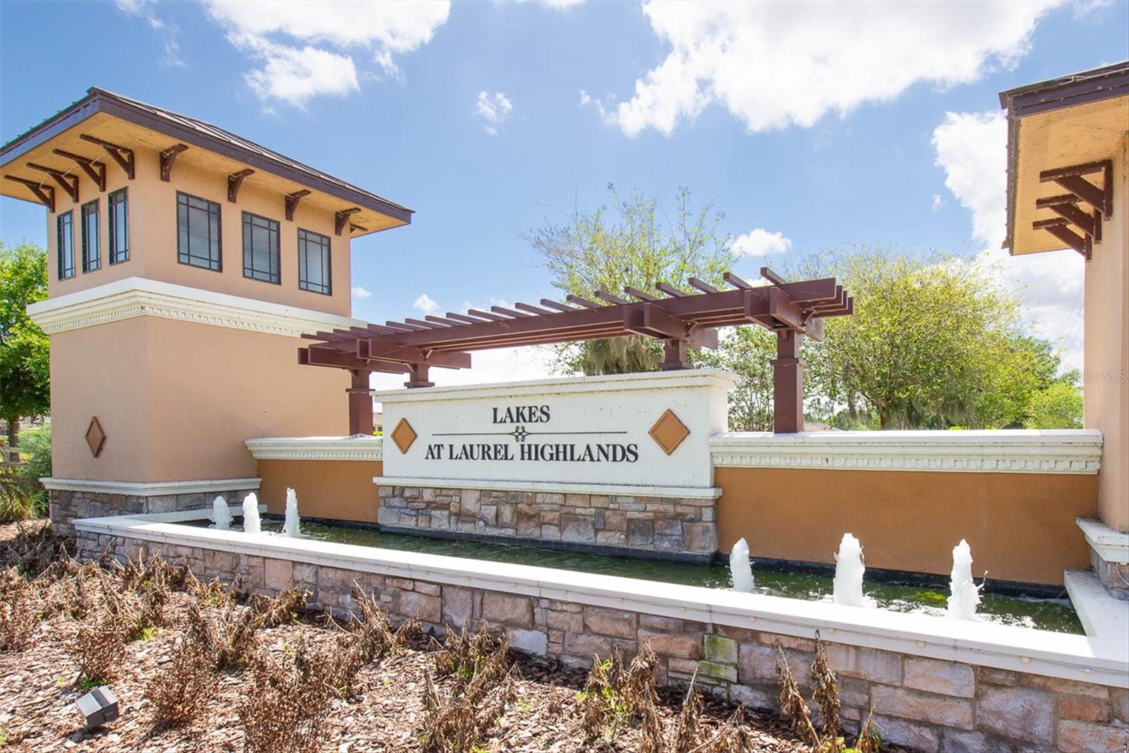 LAKES/LAUREL HLNDS PH 2B - Residential