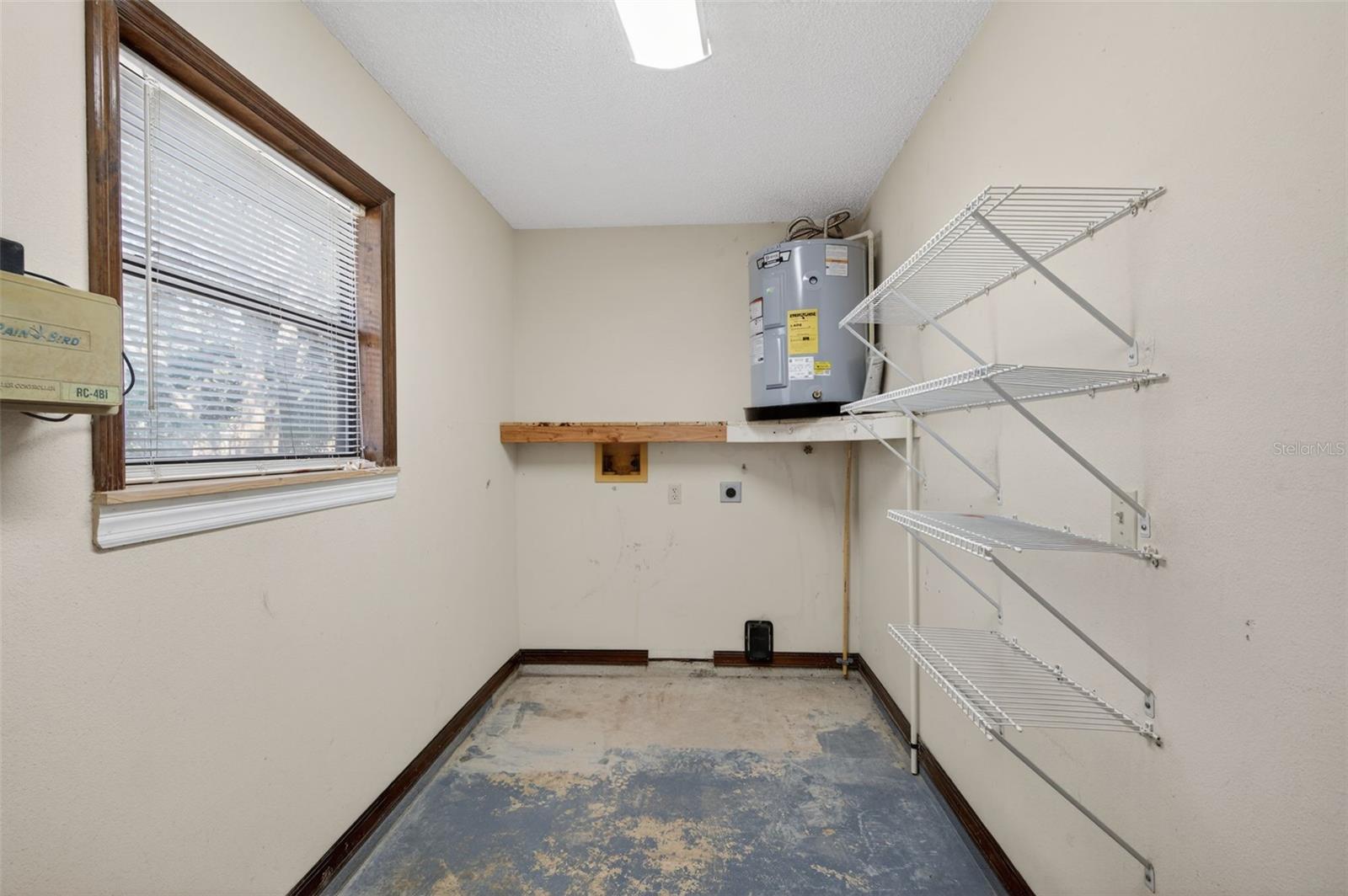 SPRING HILL - Residential