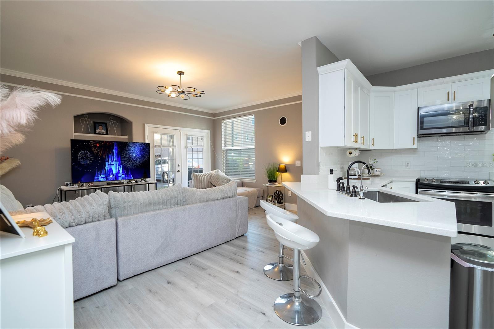 HAMPTONS/METROWEST - Residential