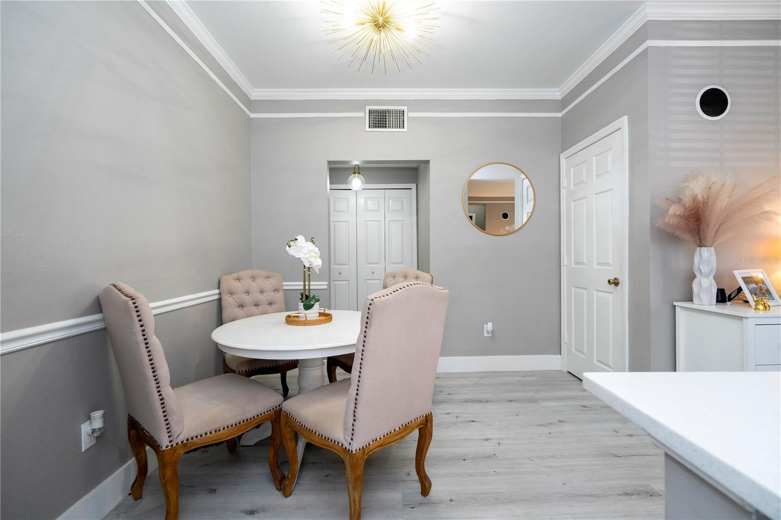 HAMPTONS/METROWEST - Residential