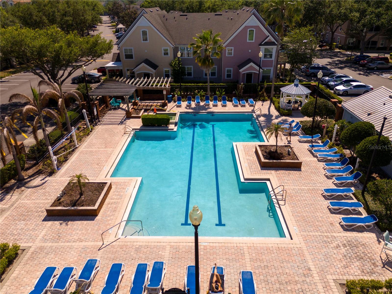 HAMPTONS/METROWEST - Residential