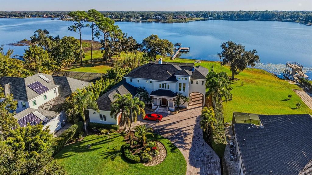 Photo of 2609 Clark Road, Tampa, FL 33618 (MLS # TB8459744)