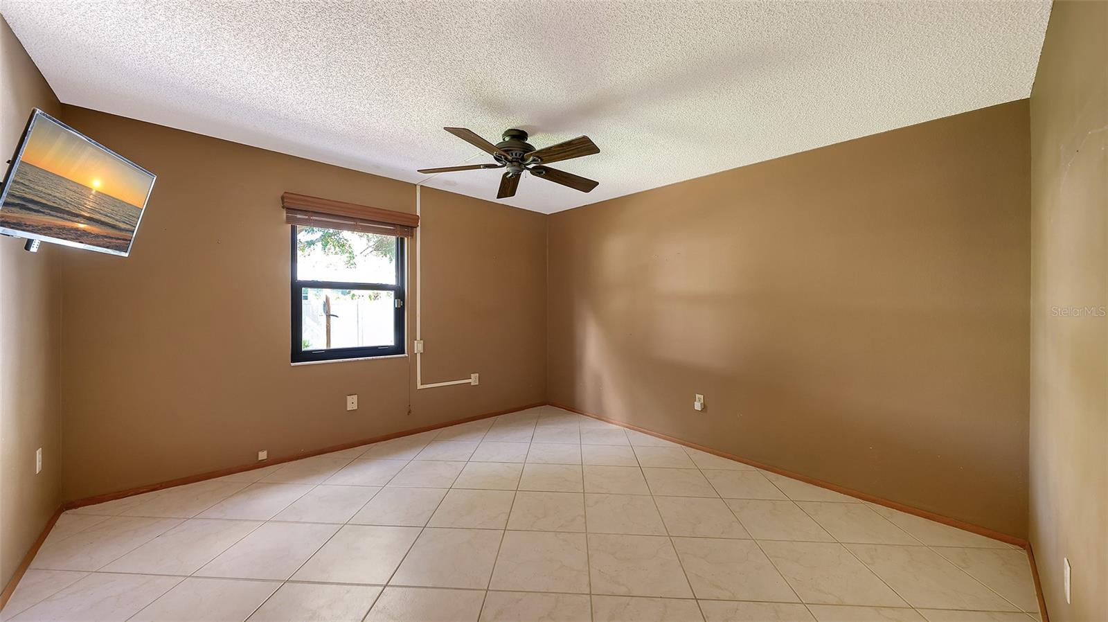 PALMA SOLA PARK - Residential