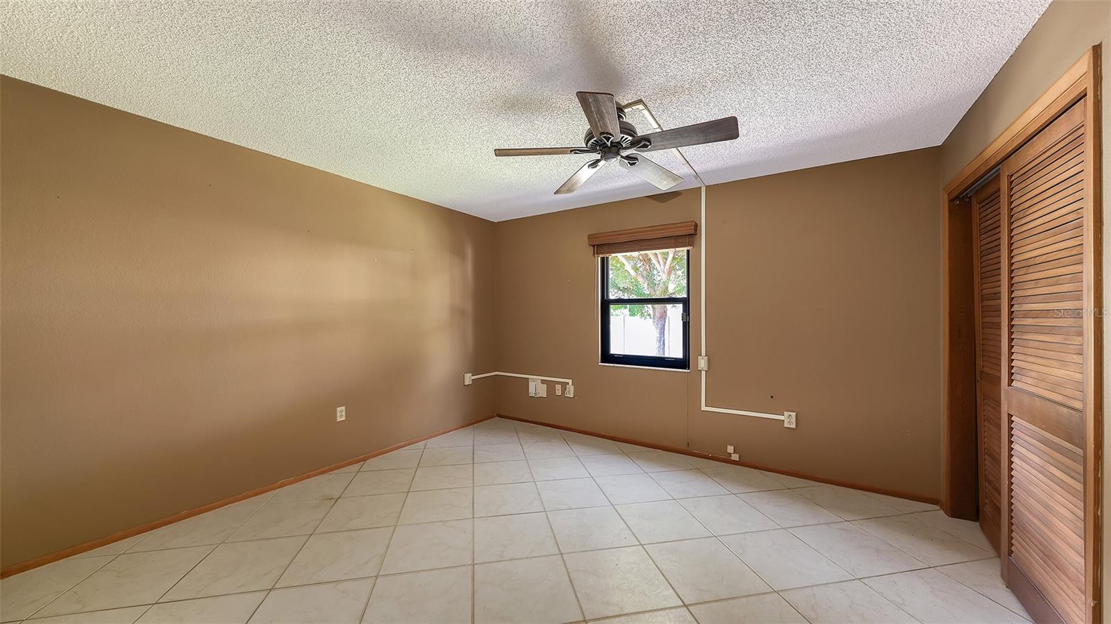 PALMA SOLA PARK - Residential