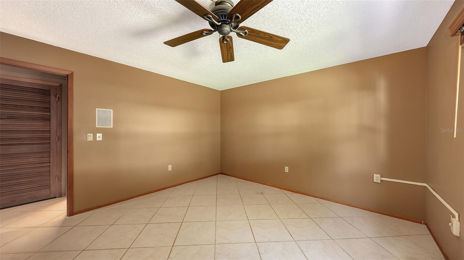 PALMA SOLA PARK - Residential