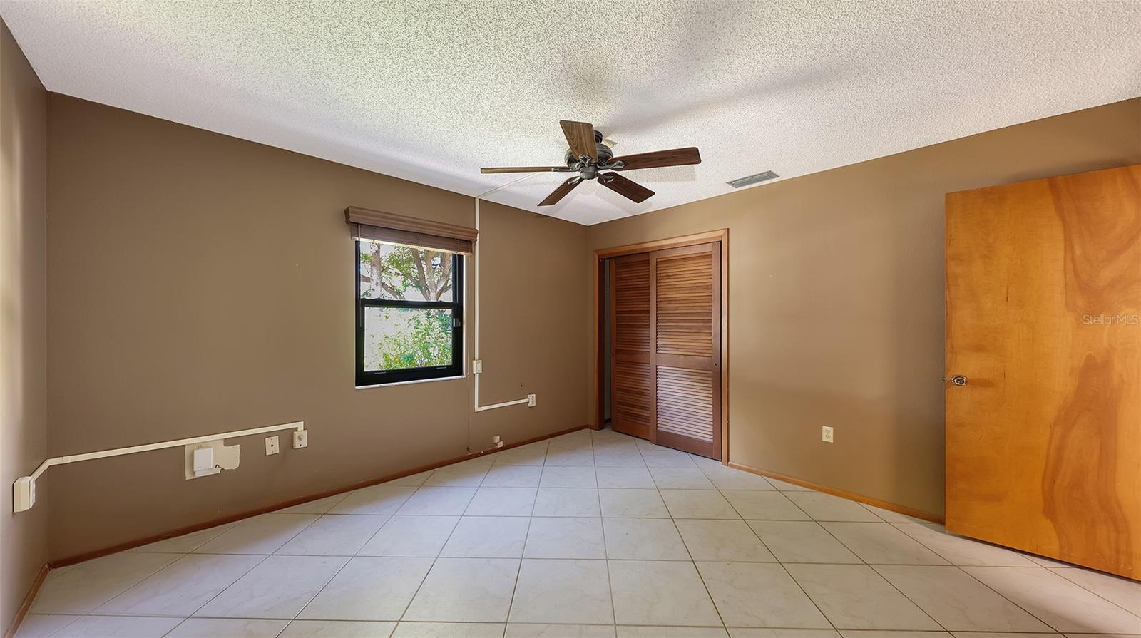 PALMA SOLA PARK - Residential