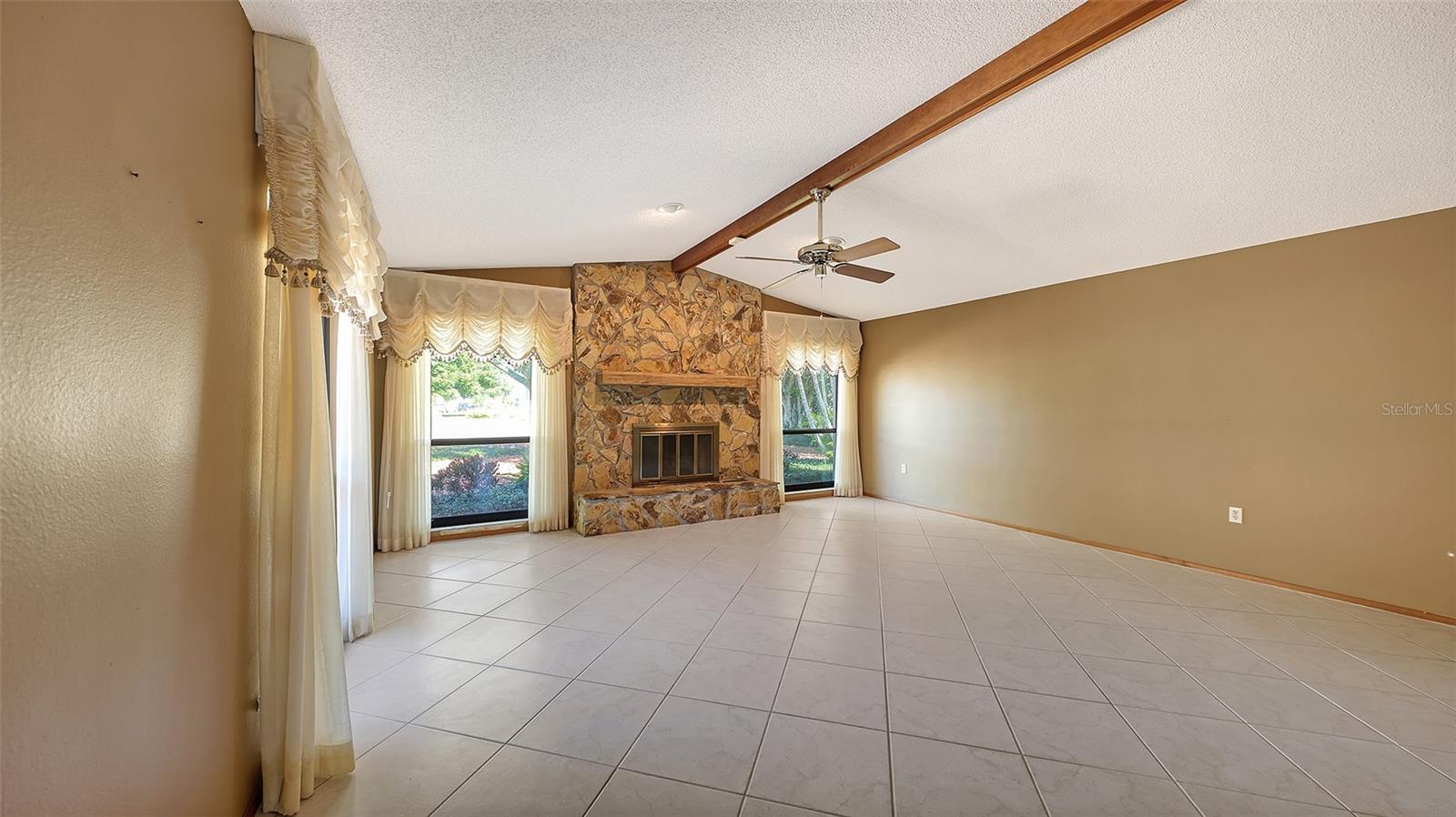 PALMA SOLA PARK - Residential