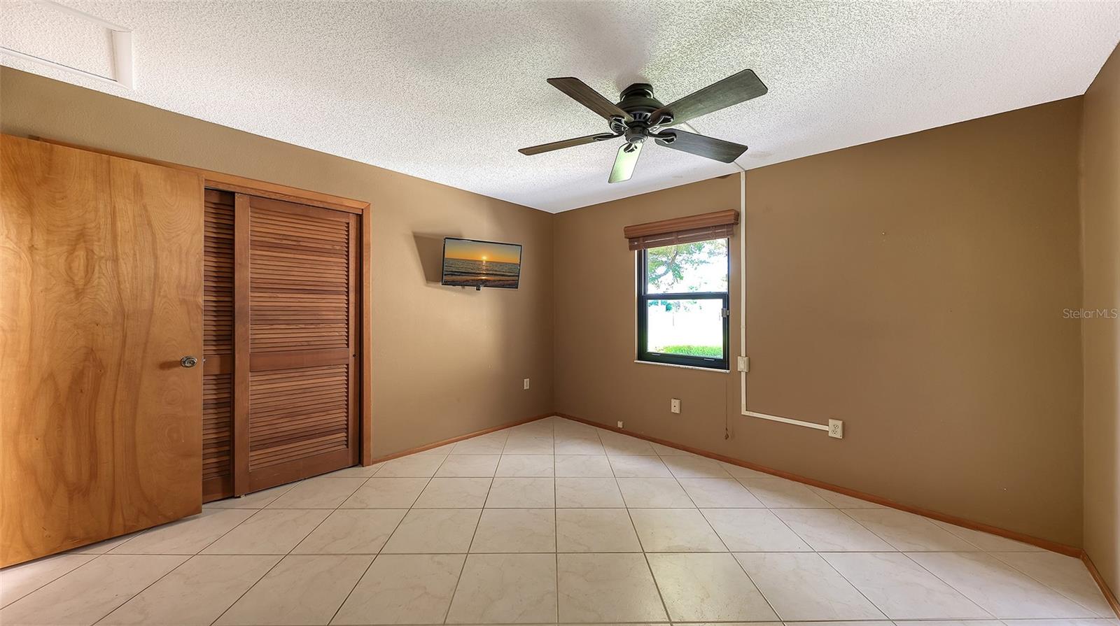 PALMA SOLA PARK - Residential