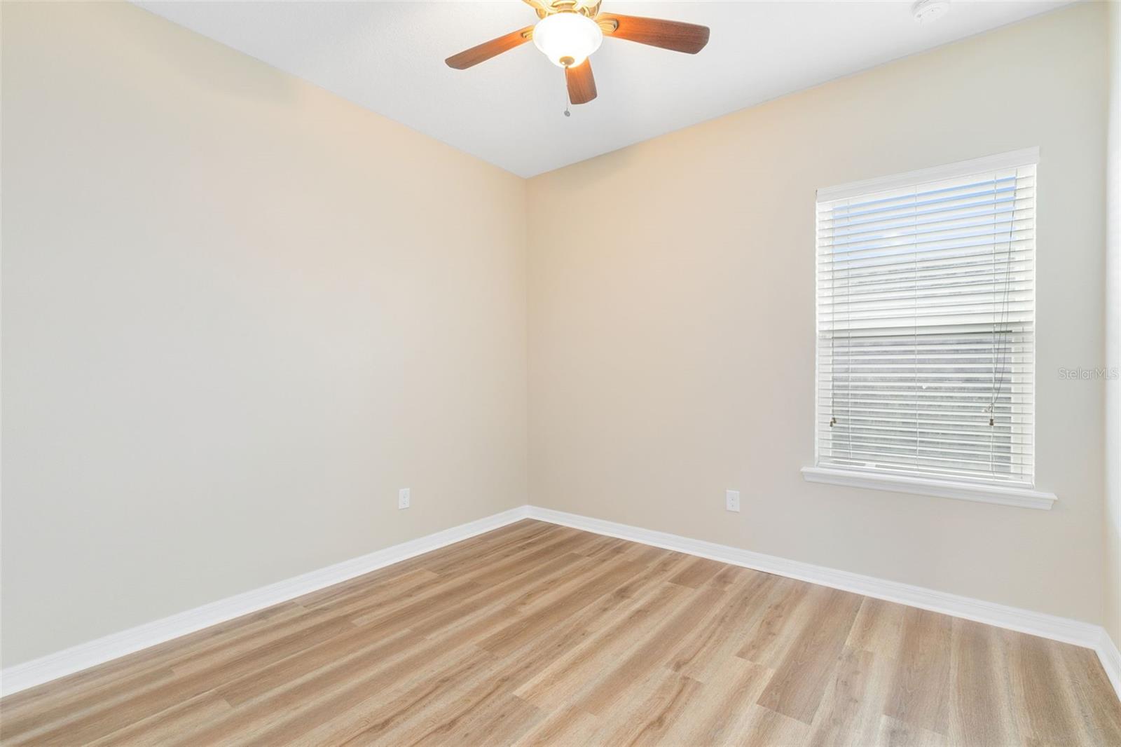 LAUREATE PARK PH 01A - Residential Lease