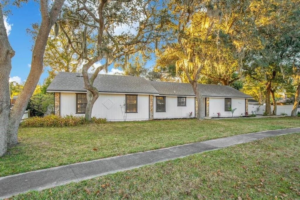 Photo of 771 Tumblebrook Drive, Port Orange, FL 32127 (MLS # V4946839)