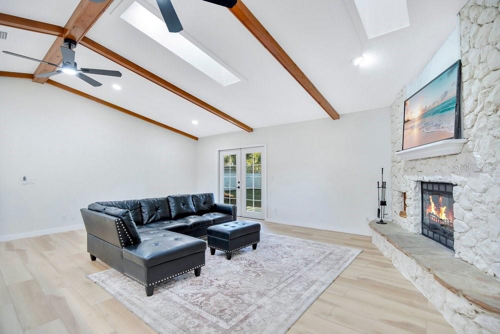 SWEETWATER HILLS UN 03 - Residential